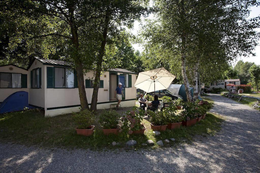 Campeggio Smeraldo Дормеллетто Экстерьер фото